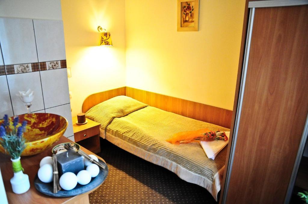 Osrodek Uslug Hotelarskich Kinga Wieliczka Habitación foto