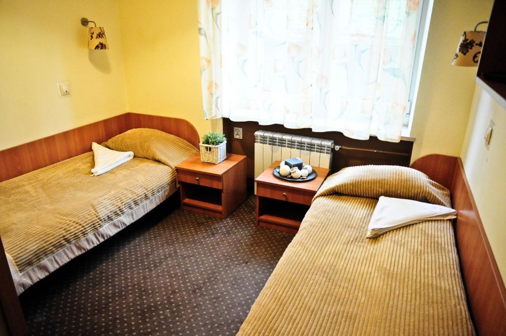 Osrodek Uslug Hotelarskich Kinga Wieliczka Habitación foto