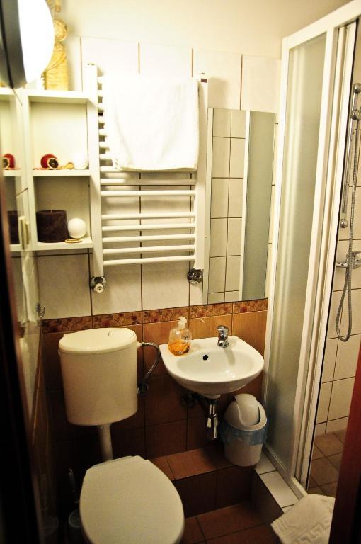 Osrodek Uslug Hotelarskich Kinga Wieliczka Habitación foto