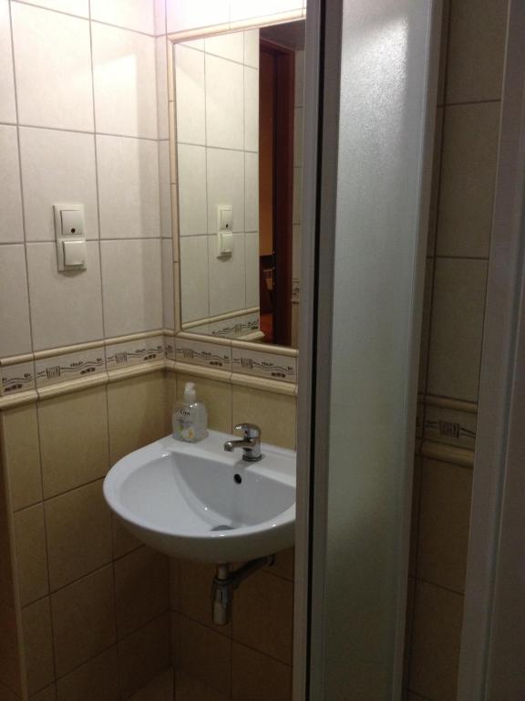 Osrodek Uslug Hotelarskich Kinga Wieliczka Exterior foto